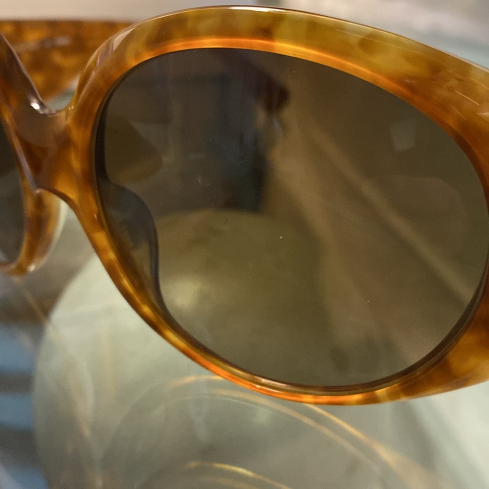 Fendi sunglasses - Picture 12 of 15